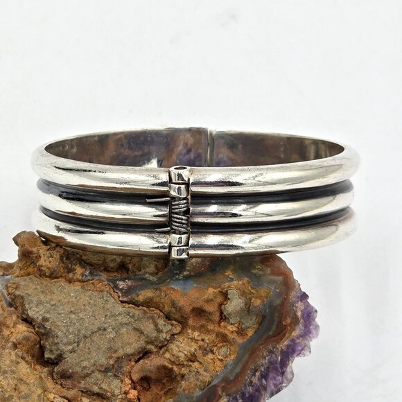 925 Sterling Silver Ribbed Hinged Clamper Bangle Bracelet Modernist Jewelry 51g - Picture 9 of 14